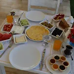 Aria Boutique Hotel 3*