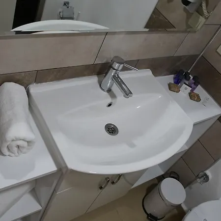 Aria Boutique Hotel 3*