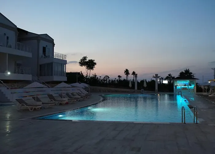 Aria Boutique Hotel 3*